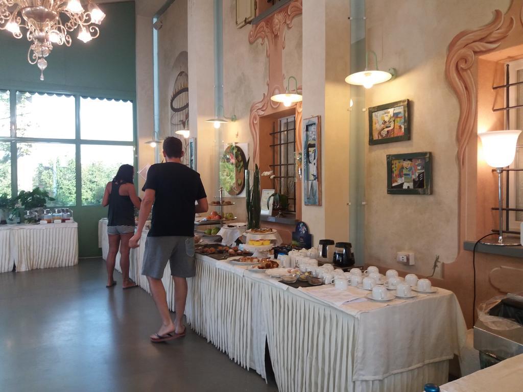 Relais Villa Roncuzzi Russi Bagian luar foto